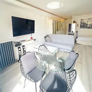  Appartement Like Arc De Triomphe, Champs Elysees, Tour Eiffel